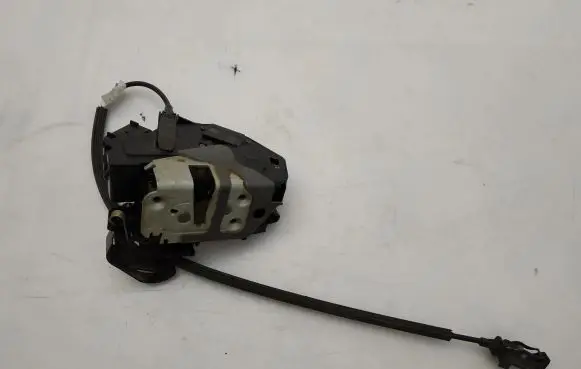 Ford C-MAX II Front door lock AM5AU21812BC