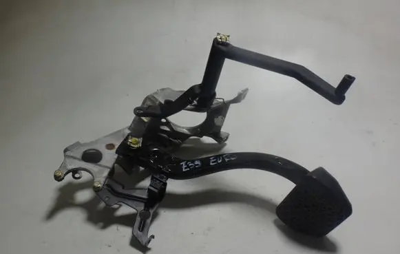 BMW 5 E39 Accelerator throttle pedal 1161724