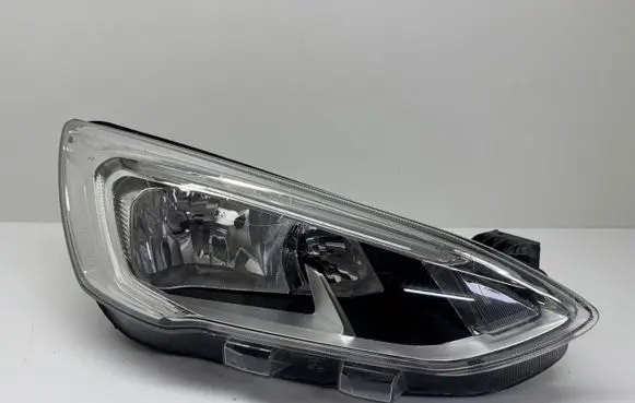 Ford Focus Headlight/headlamp JX7B13W029AE