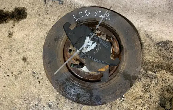 Mercedes-Benz C W204 Front brake disc 