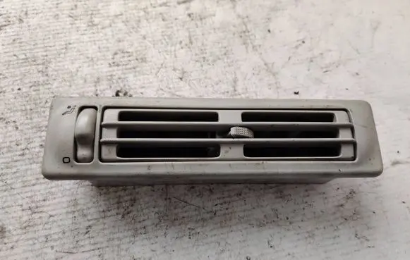 Volkswagen Transporter - Caravelle T4 Dash center air vent grill 703820963
