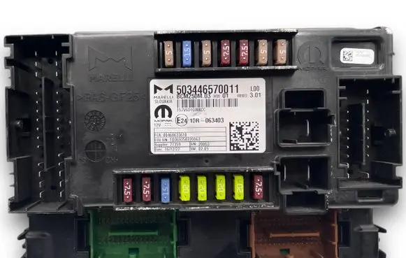 Fiat Ducato Fuse module 4908 503446570011