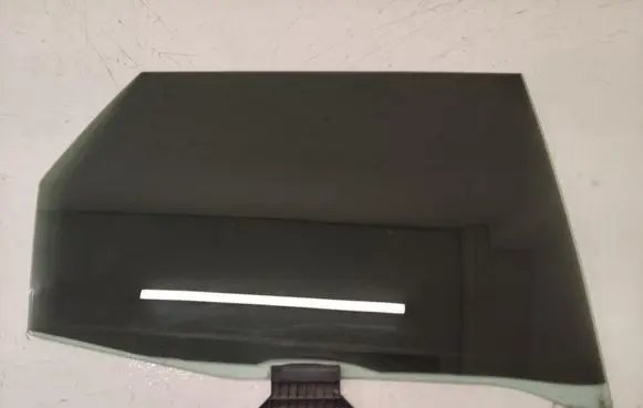 Audi A4 S4 B7 8E 8H Rear door window glass 43R00081