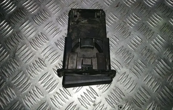 Toyota Hilux (AN10, AN20, AN30) Cup holder 556350K010