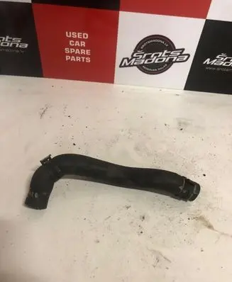 Audi A6 S6 C6 4F Engine coolant pipe/hose 059121073B