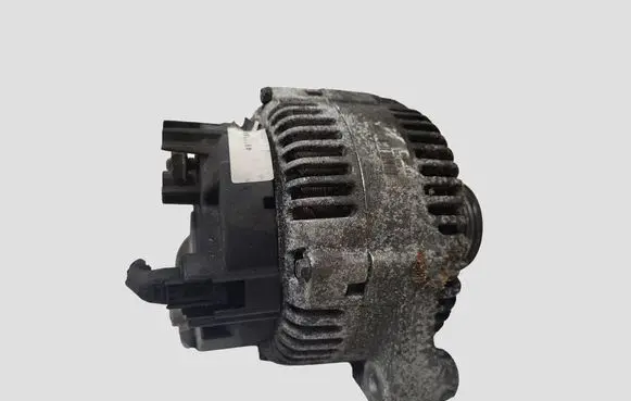 BMW 5 E60 E61 Generator/alternator 401110881 343236 0000024648