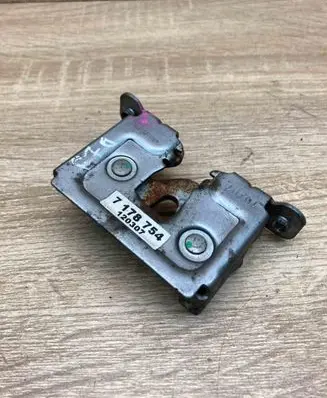 BMW X5 E70 Engine bonnet/hood lock/catch 7178754