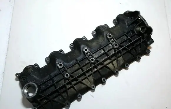 Renault Laguna I Rocker cam cover 7700862557