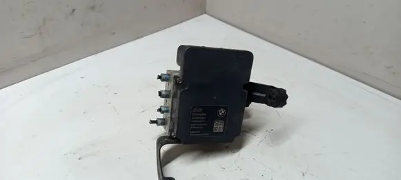 BMW 3 F30 F35 F31 ABS Pump 6860731