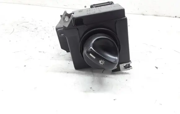 Mercedes-Benz Vaneo W414 Light switch 1685450104