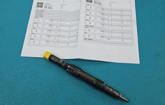 Fuel injector
