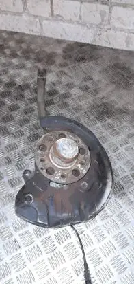 Mercedes-Benz E W211 Front wheel hub