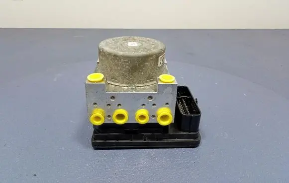 Peugeot 208 I ABS Pump 9826857180