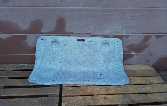 Volvo S80 Tailgate trim 