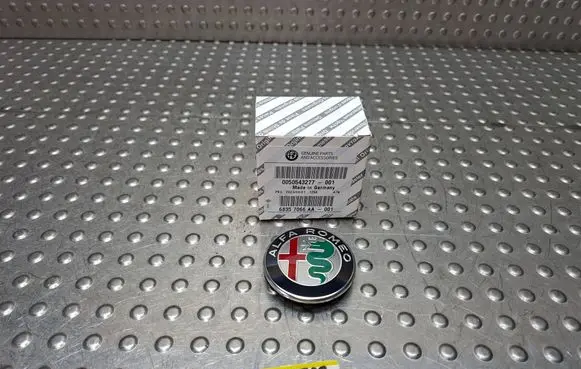 Alfa Romeo Giulia Original wheel cap 50543277