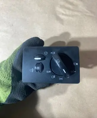 Ford Focus Light switch 4M5T13A024CA