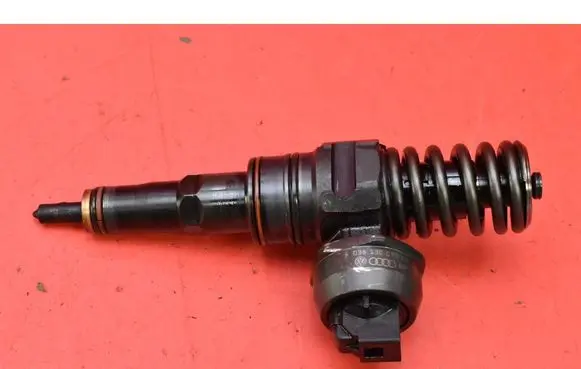Skoda Superb B5 (3U) Fuel injector 038130073AR
