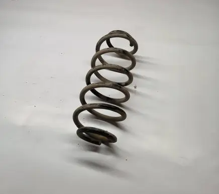 Toyota Auris 150 Rear coil spring