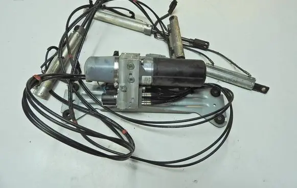 Mitsubishi Colt CZ3 Convertible roof hydraulic pump 0280161 DAI1106641 MP0D08180094