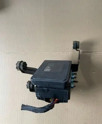 BMW 1 F20 F21 ABS Pump 6891614