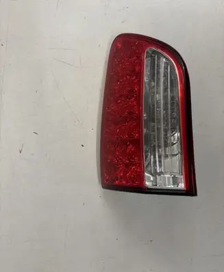 Tailgate rear/tail lights