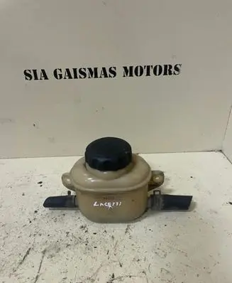 Chevrolet Lacetti Brake fluid reservoir 
