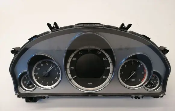 Mercedes-Benz E W212 Speedometer (instrument cluster) A2129002010