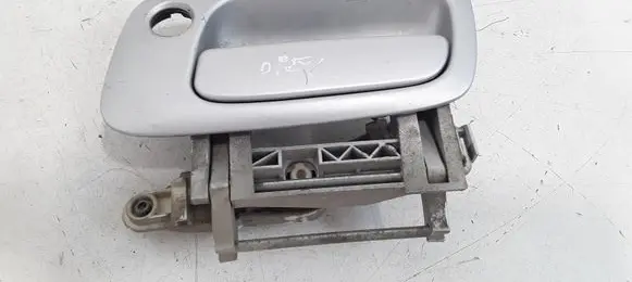 Opel Zafira A Front door exterior handle