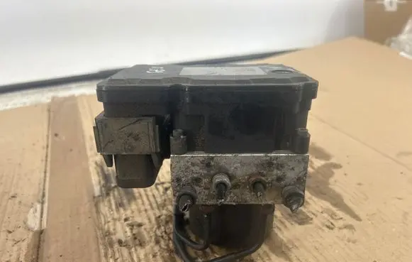 Ford Grand C-MAX ABS Pump BV612C405AJ 10096101943 28561198093