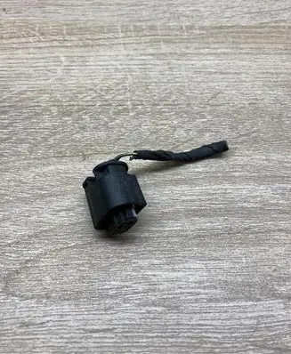 BMW 1 E81 E87 Plug wire 1452049