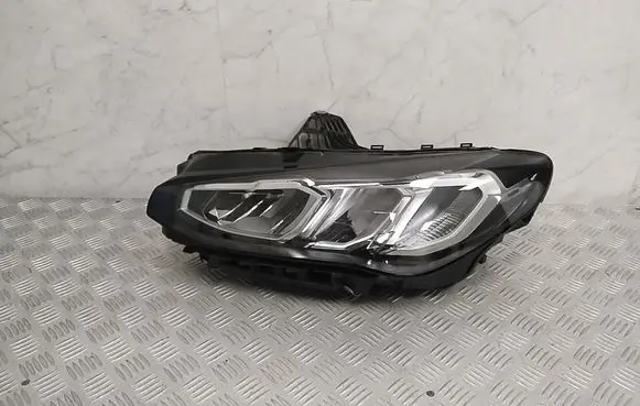 BMW 2 Active Tourer U06 Headlight/headlamp 5A42243