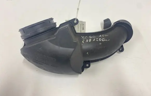 Volvo XC60 Air intake hose/pipe 31293547