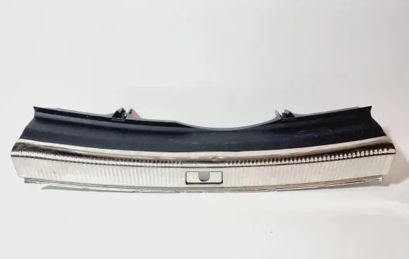 Audi A5 8T 8F Trunk/boot sill cover protection 8T8864513