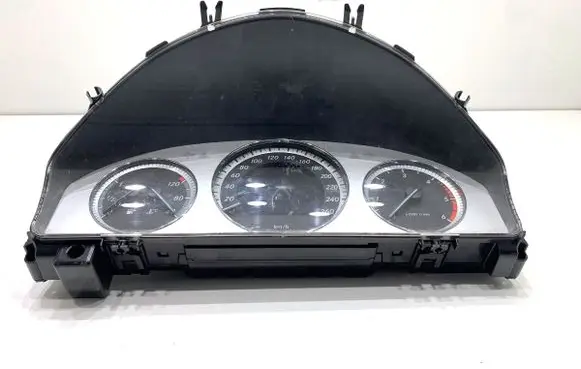 Mercedes-Benz GLK (X204) Speedometer (instrument cluster) A2049005707