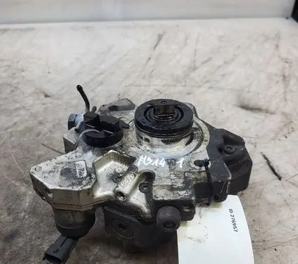 Hyundai Sonata Fuel injection high pressure pump 3310027400 0445010121