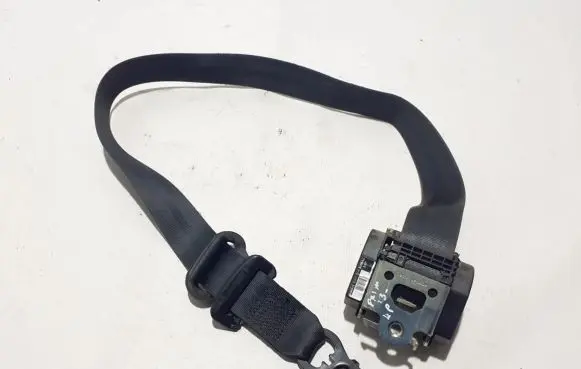 Nissan Primastar Front seatbelt 8200696519