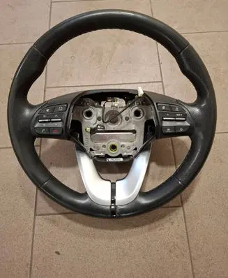 Hyundai i30 Steering wheel 56100-G4270