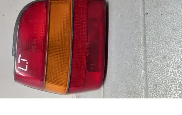 Volkswagen Polo II 86C 2F Rear/tail lights