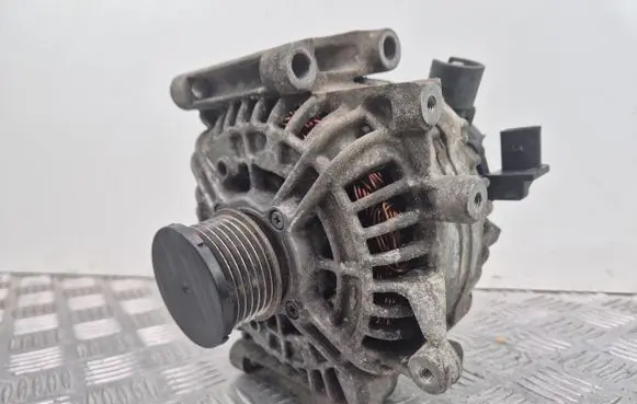 Mercedes-Benz C W203 Generator/alternator A0131540002 0124625014