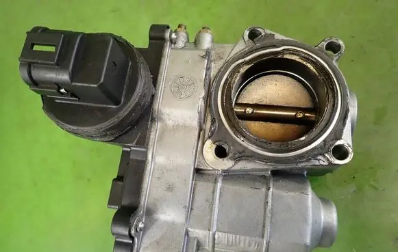Nissan Micra Throttle body valve SERA576-02RME45-01