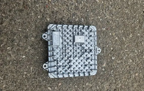 BMW X3 G01 LED ballast control module 7472763 147000050600 2228030100