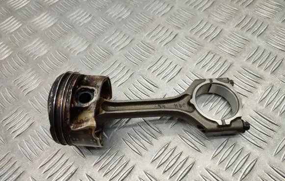 Suzuki Vitara (LY) Piston with connecting rod