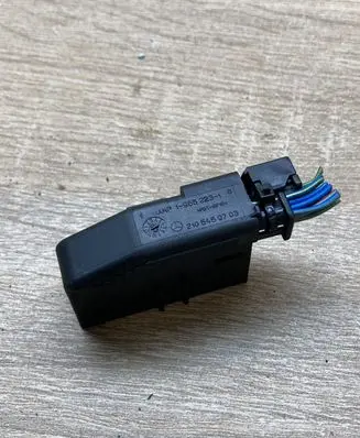 Mercedes-Benz E W211 Plug wire 2105450703
