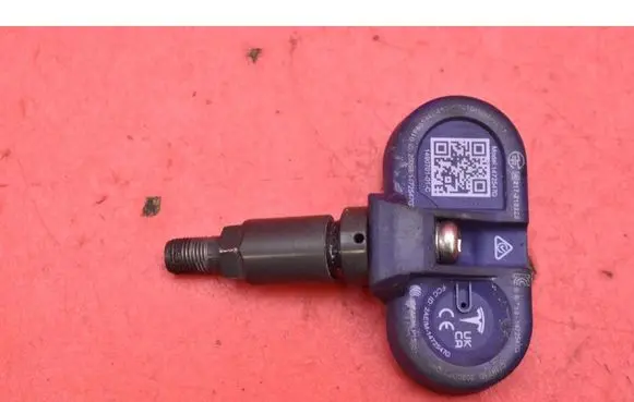Tesla Model Y Sensor 1472547G