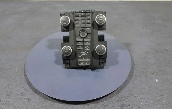 Volvo V50 Climate control unit 30782540