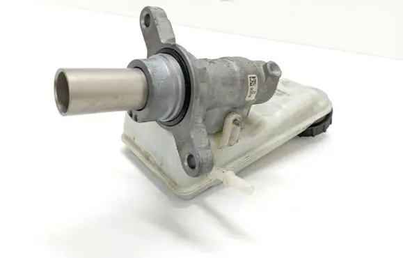 Ford Focus Master brake cylinder 03355814973