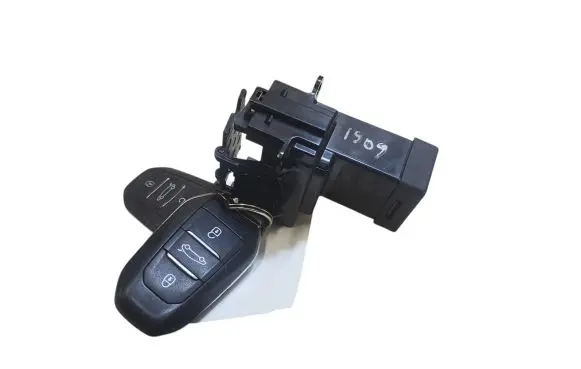 Citroen C4 II Picasso Ignition lock 9800630080