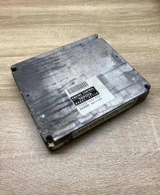 Toyota Prius (XW20) Engine control unit/module ECU 8966147110 2751001633