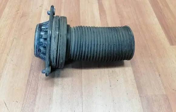 Opel Insignia B Coil spring mount 84574474 YR00070180 22961434