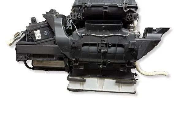 Toyota Verso Interior heater climate box assembly 8705002A00 8713002321 DT0134100410